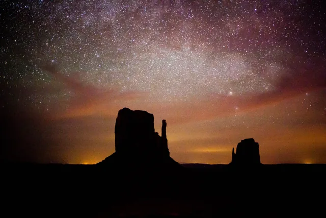 Milky Way above Monument Valley